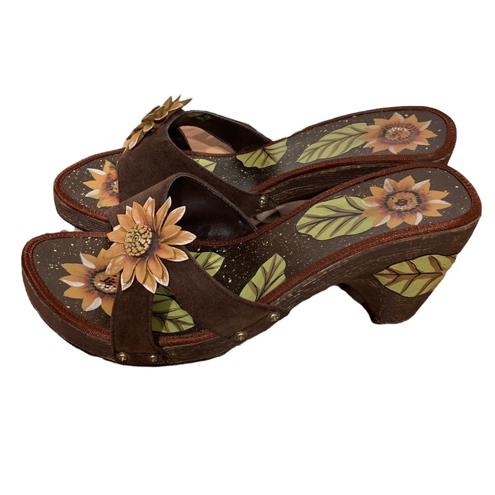Cottage Core Sunflower Sandals Heels 9